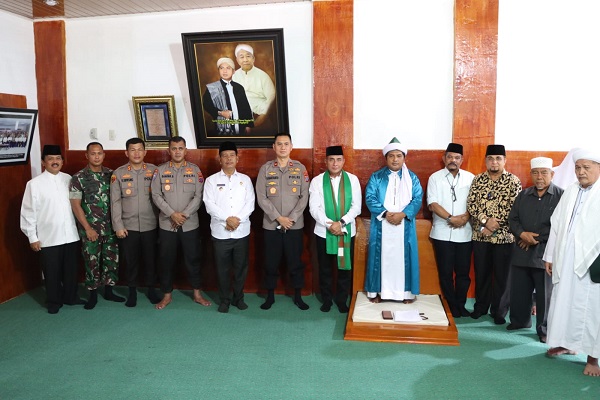Kapolres Simalungun Mendampingi Wakapolda Sumut dan Gubernur Menghadiri Dialog Kebangsaan Haul Tuan Guru Batak ke-13