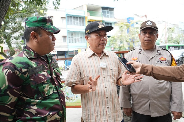 Dukung Program Prioritas Wali Kota Medan, Lurah Glugur Kota Hadirkan Gerakan Kolaborasi Anti Sampah Liar (2) Lurah Glugur Kota Hadirkan Gerakan Kolaborasi Anti Sampah Liar dalam Dukung Program Prioritas Wali Kota Medan