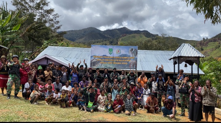 Selesai Direnovasi oleh Satgas Yonif Mekanis 203/AK, Gereja Gumban Hidup Terlihat Lebih Mewah