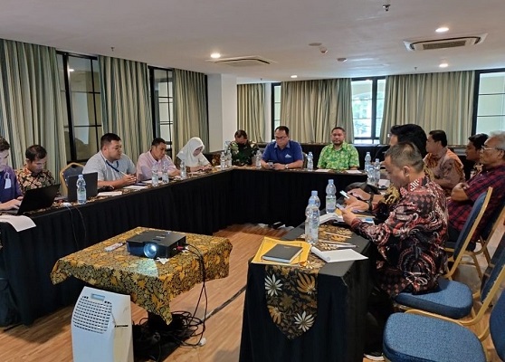 Pemkab Pakpak Bharat Melakukan Pertemuan dengan Manajemen PT. Parna Raya Offtaker Pengembangan Food Estate