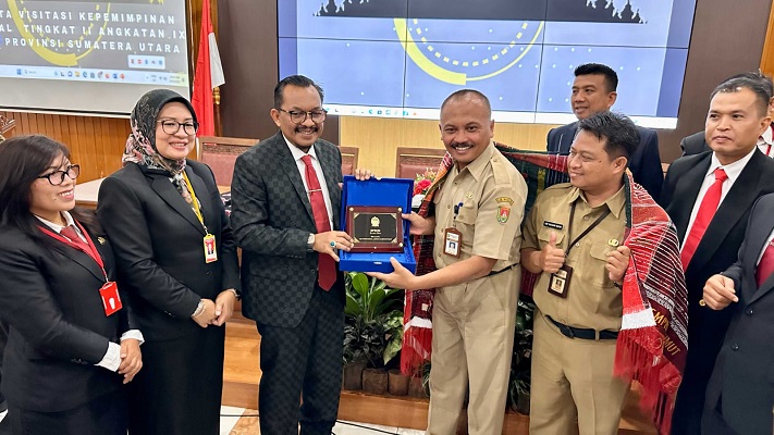 Bekali Peserta PKN Tingkat II Wawasan Kepemimpinan, BPSDM Sumut Visitasi ke Kabupaten Magelang (3) Bekali Peserta PKN Tingkat II Wawasan Kepemimpinan, BPSDM Sumut Visitasi ke Kabupaten Magelang