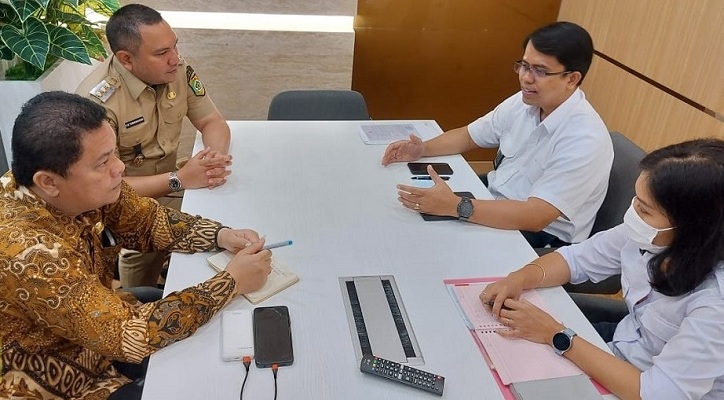 Bupati Pakpak Bharat Terus Menindaklanjuti Instruksi Presiden RI Perihal Jalan Penghubung