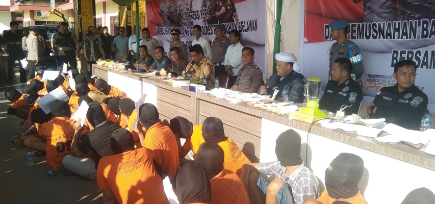Kapolres Pelabuhan Belawan Beserta Unsur Forkompida Paparkan Hasil Pengungkapan Kasus Kejahatan Narkoba dan Kriminal 