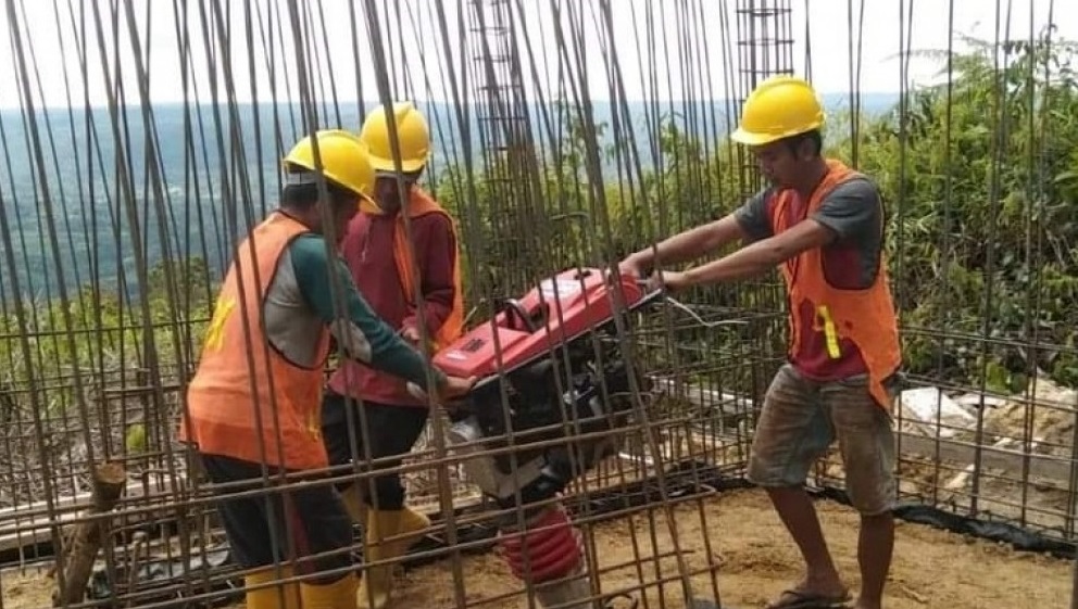 Bupati Minta Pekerjaan Sarana Air Minum Sapo Polo Agar dipercepat Pengerjaannya