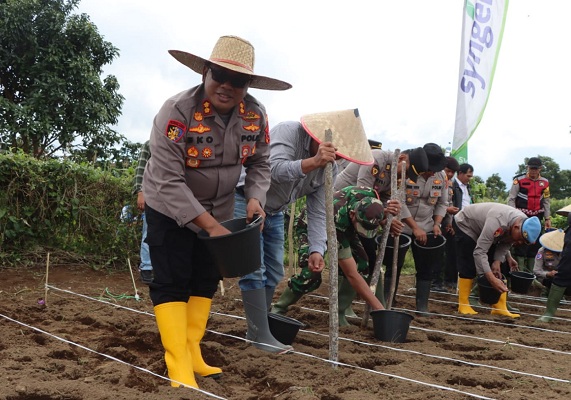 Polres Tanah Karo dan Pemda Karo Menggelar Launching Gugus Tugas Polri dalam Dukung Ketahanan Pangan Nasional