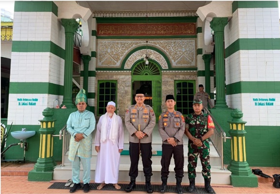 Ziarah Khidmat Kapolres Langkat dan Forkopimda di Makam Tuan Babussalam Sambut HUT Langkat ke-275