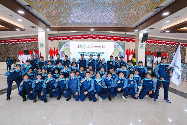 Sekjen DPD RI Lepas Kontingen PORNAS KORPRI XVII, Peserta Diminta Junjung Tinggi Sportivitas dan Semangat Juang